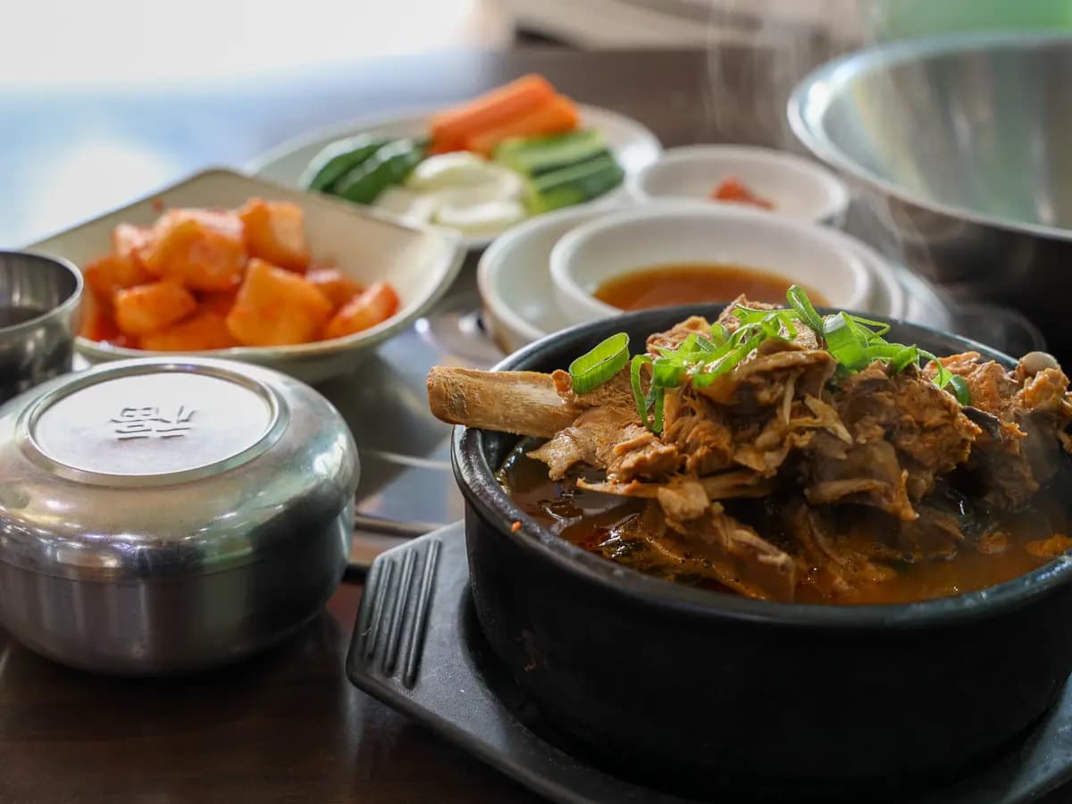 24시뼈다귀탕동홍점 사진