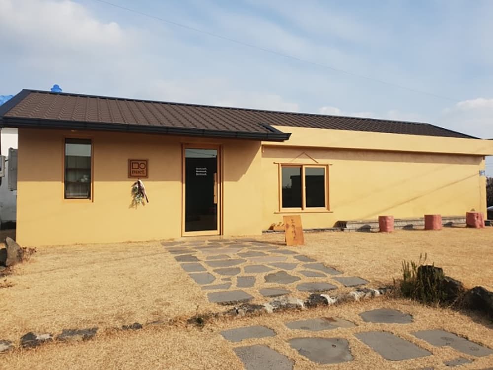 모뉴에트 사진