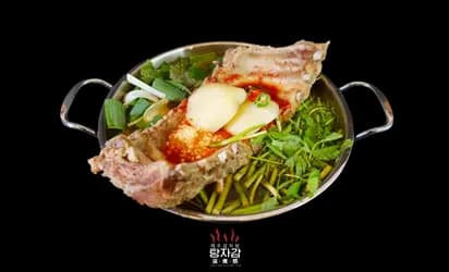 탕자감 감자탕 사진