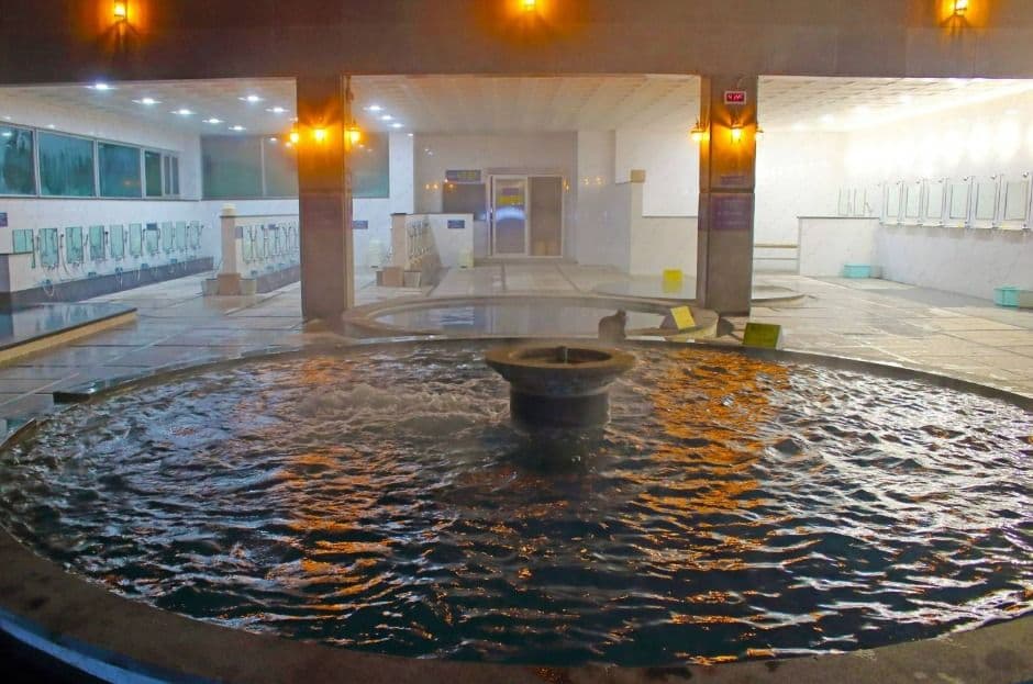 제주 산방산탄산온천 사진 2